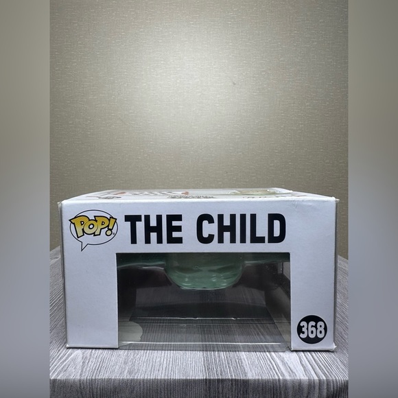 Funko Pop! Vinyl: Star Wars Mandalorian - The Child #368 - Picture 5 of 8